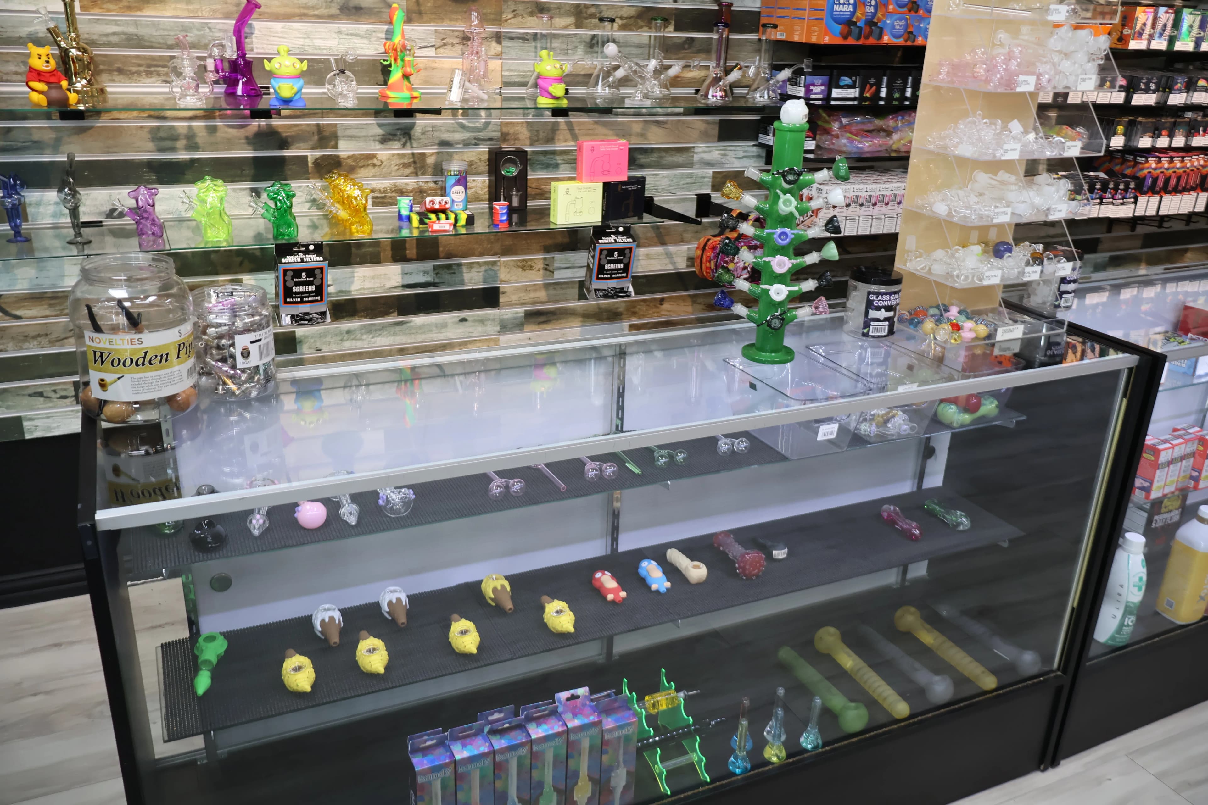 Glass & Pipes